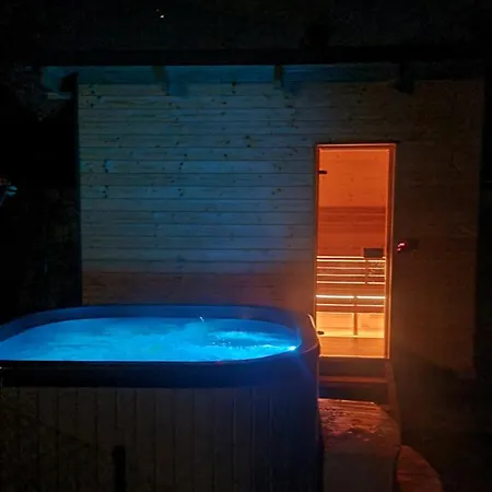 度假居 Casa Guzinni Pisecne