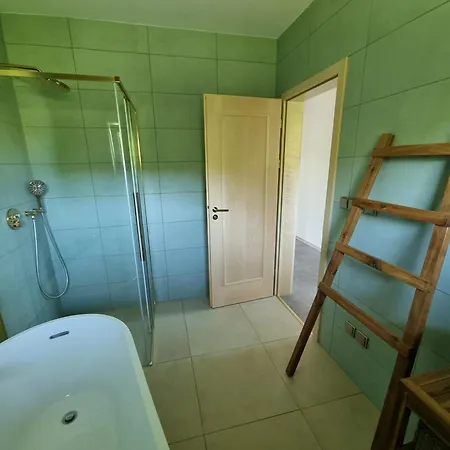 בית נופש Casa Guzinni