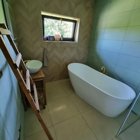 Casa Guzinni בית נופש *
